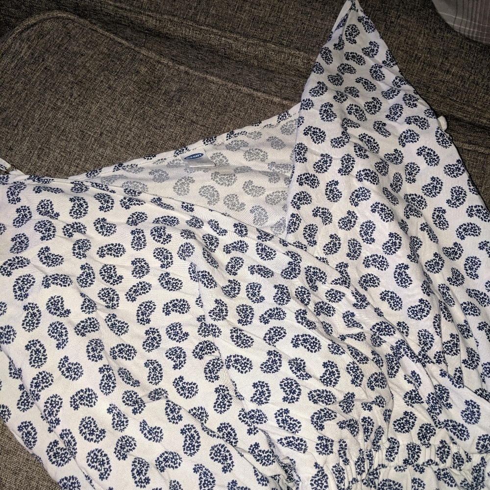 Romper - Picture 2 of 3